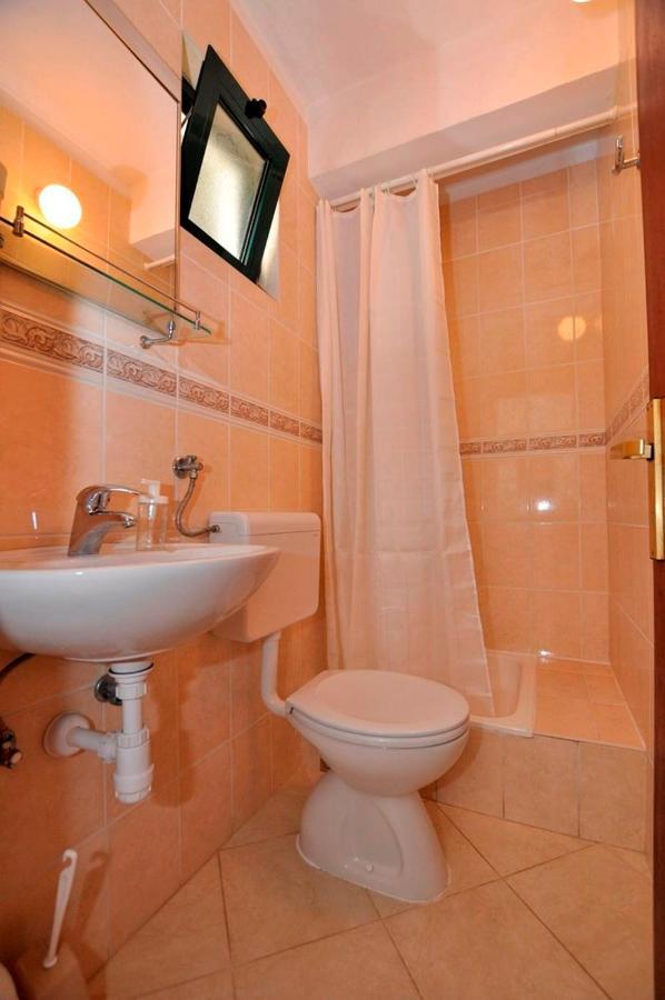 Apartmani More ดริเวนิก ภายนอก รูปภาพ